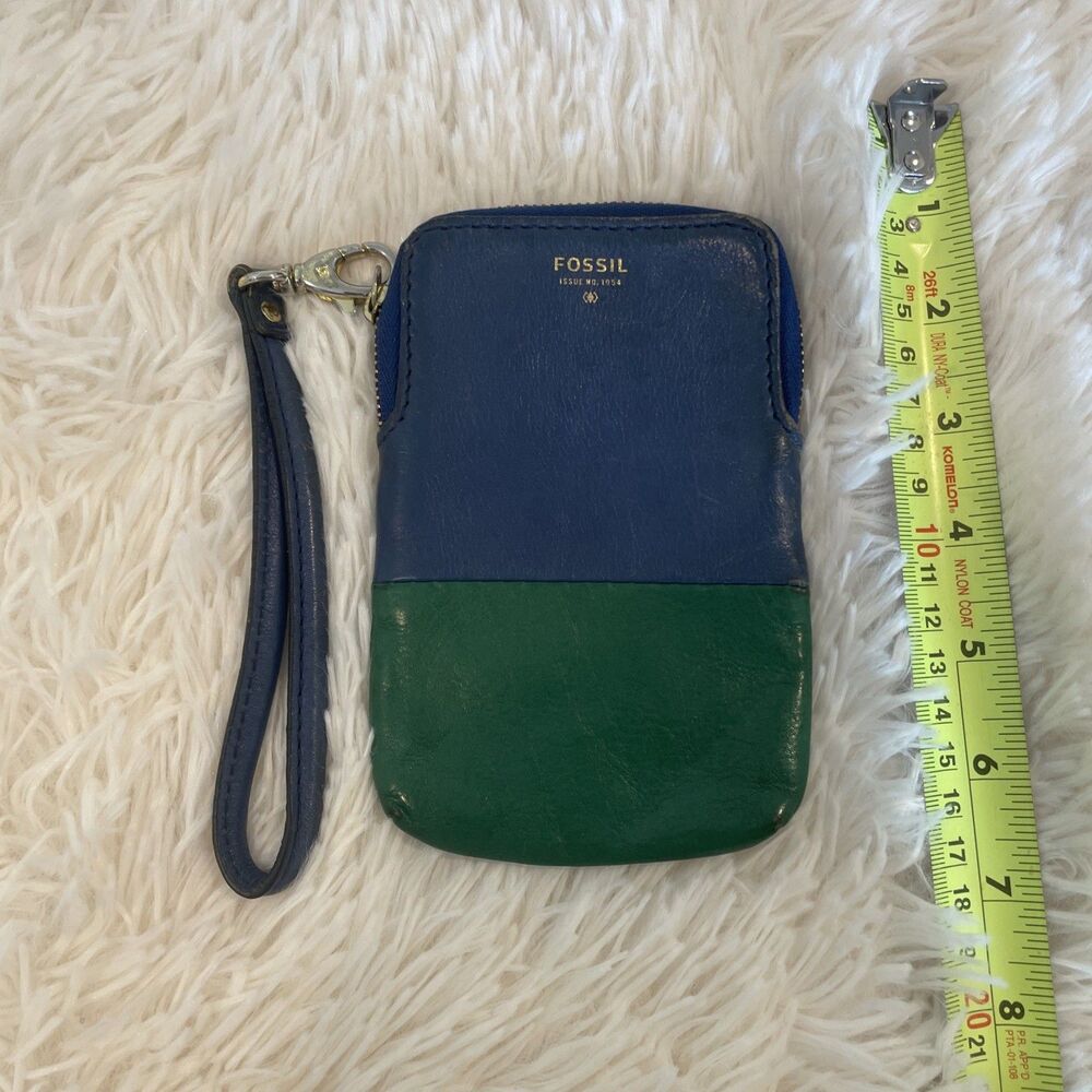 Fossil Blue & Green Leather Zip Wristlet Wallet – Card Slots, Pocket,  No. 1954